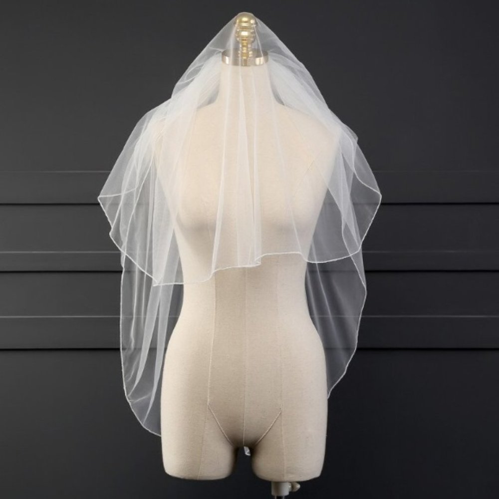 Wedding veil white medium brand new - Picture 4 of 7